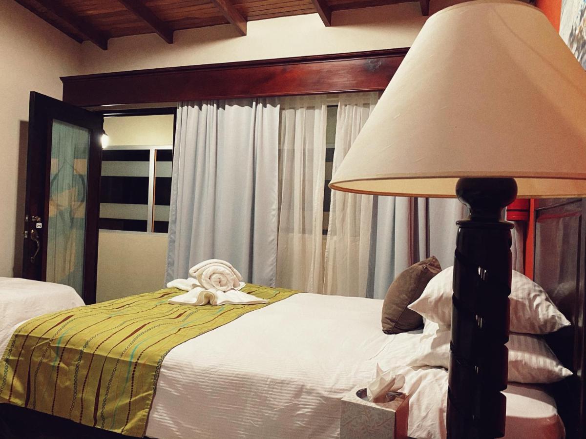Hotel The Falls At Manuel Antonio