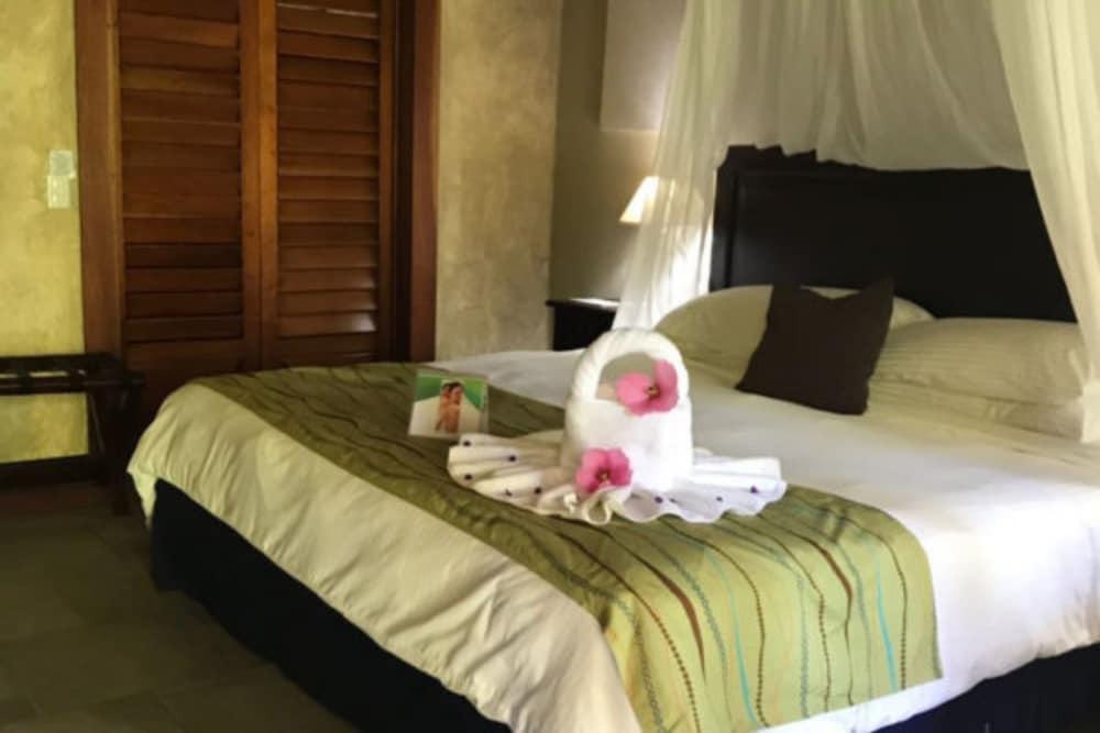 Hotel The Falls At Manuel Antonio